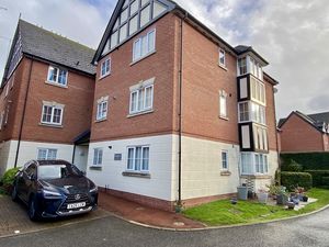 Main Photo- click for photo gallery